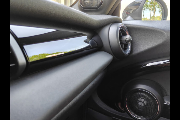 MINI Cabrio 1.5 Cooper / HUD / Carplay / Cruise / leder / Verw. Stoelen / H&K