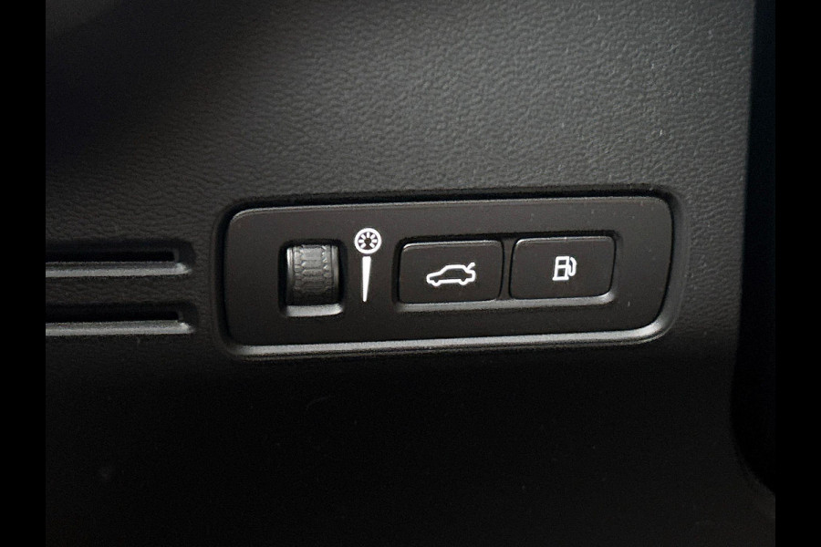 Volvo XC40 1.5 T4 Plug-in hybrid Essential Bright CAMERA | EL-ACHTERKLEP | NAVI