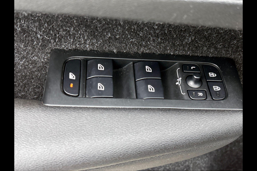 Volvo XC40 1.5 T4 Plug-in hybrid Essential Bright CAMERA | EL-ACHTERKLEP | NAVI