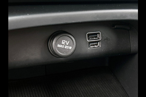 Volvo XC40 1.5 T4 Plug-in hybrid Essential Bright CAMERA | EL-ACHTERKLEP | NAVI