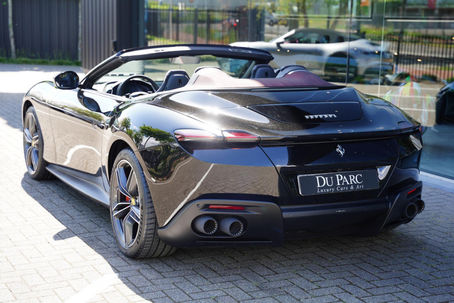 Ferrari Roma Spider 3.9 V8 Nero Stellato