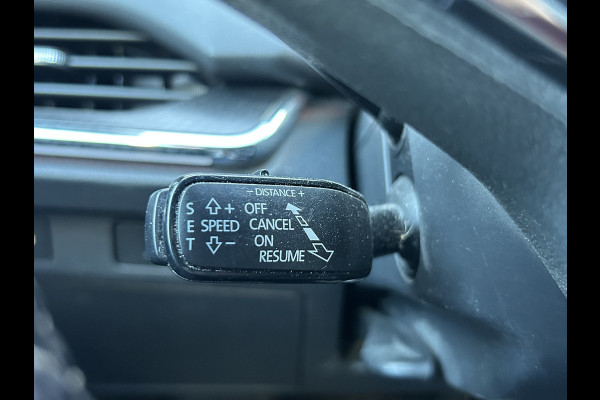 Škoda ENYAQ Coupé iV BWJ 2022 | 80 RS | PANO | LEER | TREKHAAK | 21'' LMV | NAVI | CARPLAY | CAMERA A |