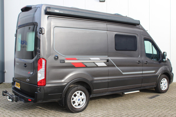 Ford LMC C590 'Innovan' Buscamper. Geniet van de vrijheid ! Geweldig mooie LMC buscamper ! V.v. de krachtige 170pk Ford dieselmotor. Airco, voorraamverw., Xenon verlichting, trekhaak, luifel, metallic lak, LM wielen, garage, camera, adapt. cruise cntrl, lane assist, koel-, vriesvak, toilet, kookgelegenheid etc.