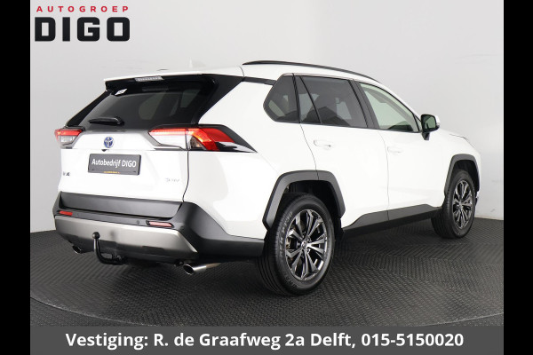 Toyota RAV4 2.5 Hybrid AWD Dynamic Luxury | Trekhaak | Trekgewicht 1650kg | Stuur-/Stoelverwarming | Parkeersensoren Voor & Achter |