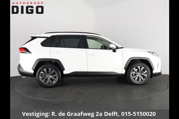 Toyota RAV4 2.5 Hybrid AWD Dynamic Luxury | Trekhaak | Trekgewicht 1650kg | Stuur-/Stoelverwarming | Parkeersensoren Voor & Achter |