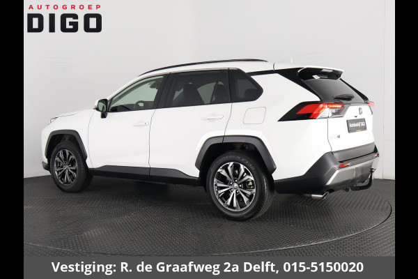 Toyota RAV4 2.5 Hybrid AWD Dynamic Luxury | Trekhaak | Trekgewicht 1650kg | Stuur-/Stoelverwarming | Parkeersensoren Voor & Achter |