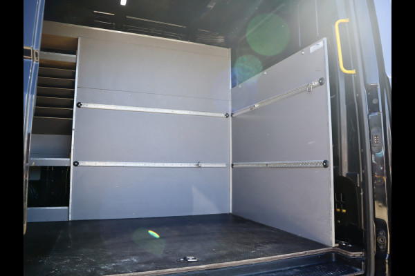 Volkswagen Crafter 30 2.0 TDI L3H2 Exclusive