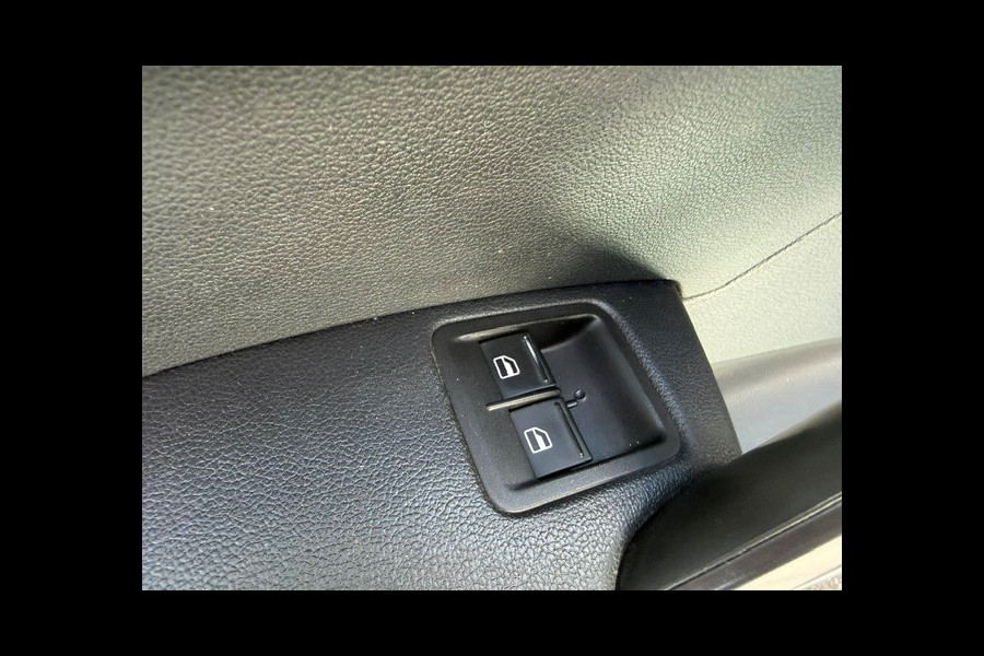 Volkswagen Caddy 1.4 TGI L2H1 EcoFuel Maxi Comfortline AIRCO I MULTIMEDIA I PDC i 1e EIGENAAR I COMPETE ONDERHOUDSHISTORIE I RIJDEN OP GROEN GAS IS CO2 NEUTRAAL