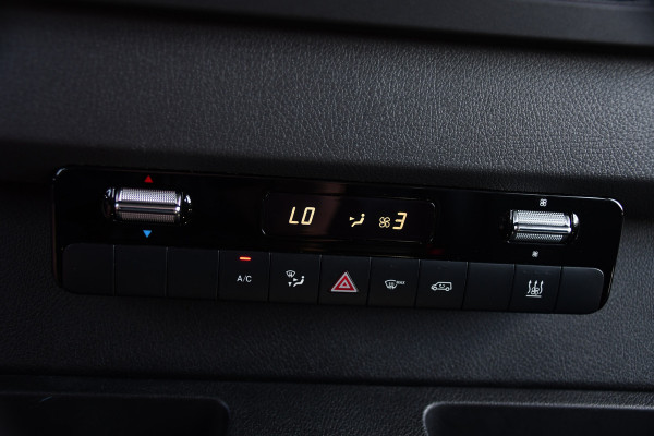 Mercedes-Benz Sprinter 317 1.9 CDI L2H2 DC PB Edition Camera, Cruise, Carplay, 170pk, LED, 3500kg Trekhaak, Automaat, Sensoren, Multimedia, Uniek!