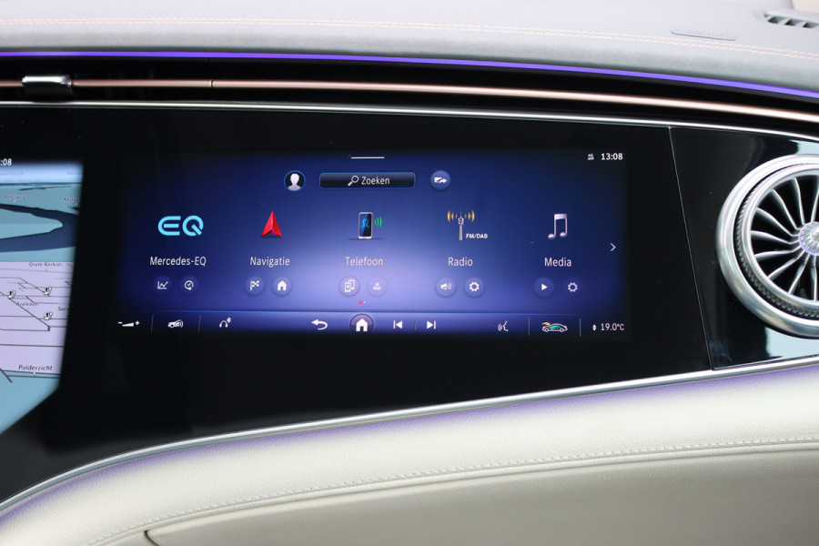 Mercedes-Benz EQS SUV 450+ AMG Line 108 kWh | Luchtvering | Hyperscreen | Achterasbesturing | Massage | Distronic+ | Entertainment Achter | Massage | Burmester | Verwarmd Stuurwiel | Tablet | HUD |