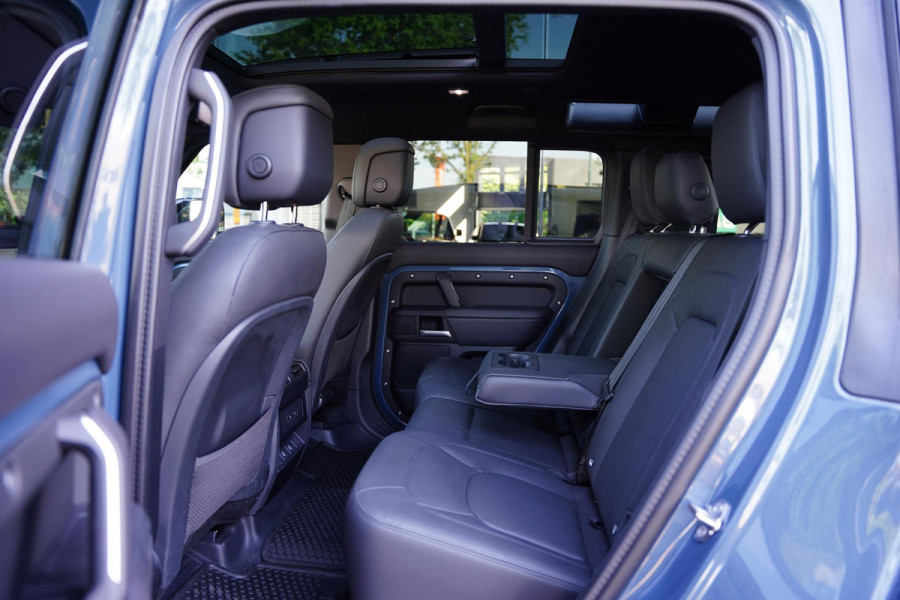 Land Rover Defender 110 P300 E 110 X-Dynamic HSE / Meridian / 22 Inch / Head Up / Trekhaak