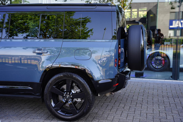 Land Rover Defender 110 P300 E 110 X-Dynamic HSE / Meridian / 22 Inch / Head Up / Trekhaak
