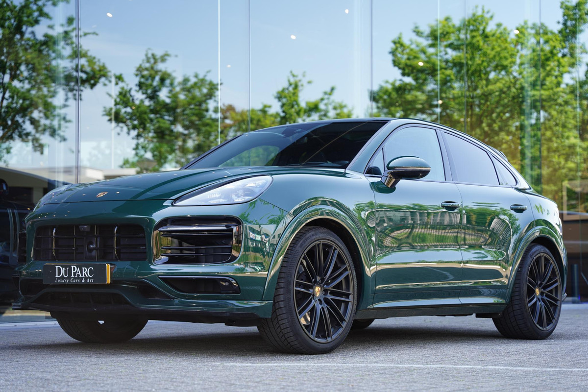 Porsche Cayenne Coupé 4.0 GTS P.T.S. Goodwood Green