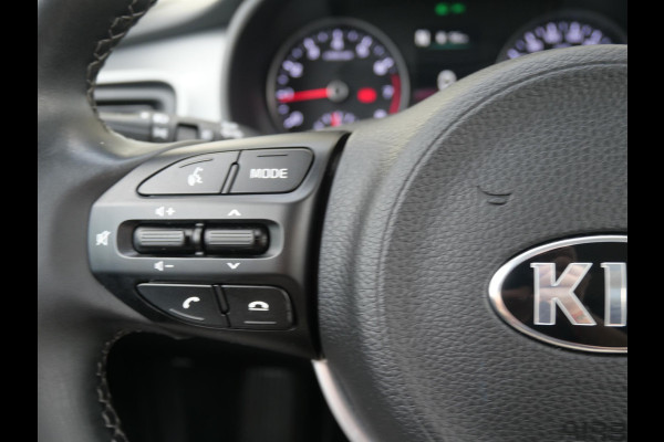 Kia Stonic 1.0 T-GDi MHEV DynamicLine | Trekhaak | Allseason | Cruise | Carplay | Camera |