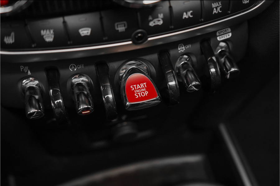 MINI Countryman 2.0 Cooper S JCW Pack Pano H/K Camera 19"