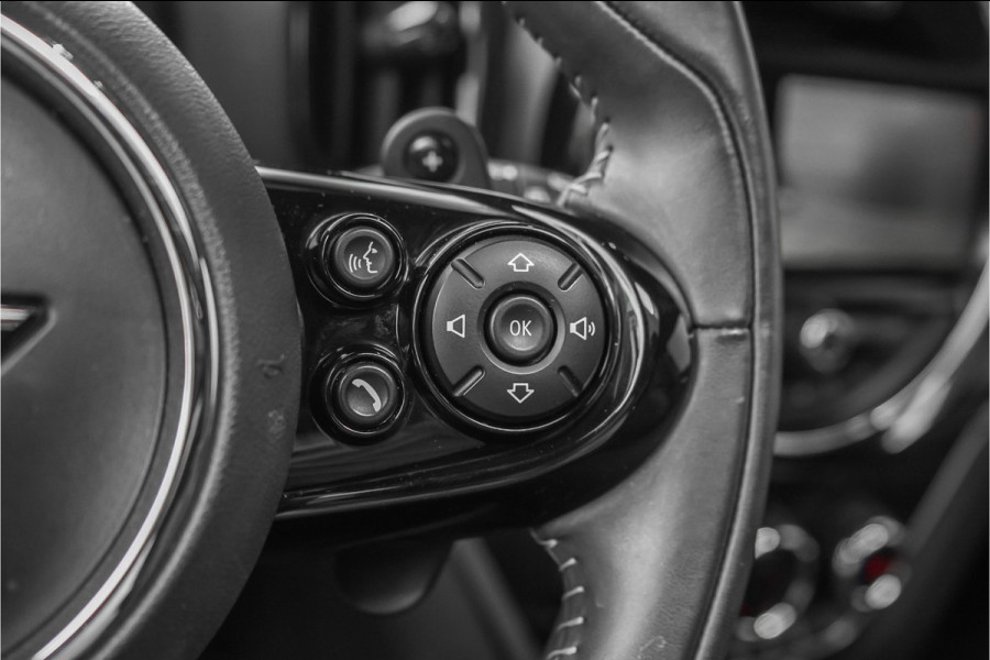 MINI Countryman 2.0 Cooper S JCW Pack Pano H/K Camera 19"