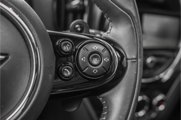 MINI Countryman 2.0 Cooper S JCW Pack Pano H/K Camera 19"