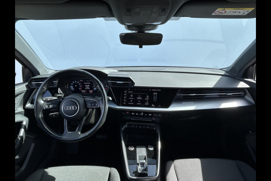 Audi A3 Sportback 30 TFSI Pro Line NL-AUTO | PDC | CARPLAY