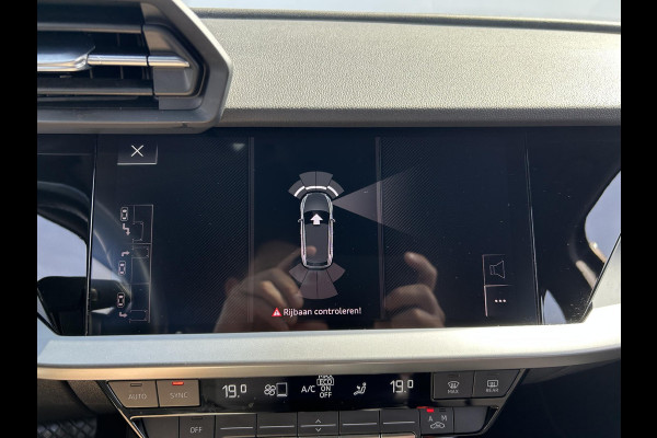 Audi A3 Sportback 30 TFSI Pro Line NL-AUTO | PDC | CARPLAY