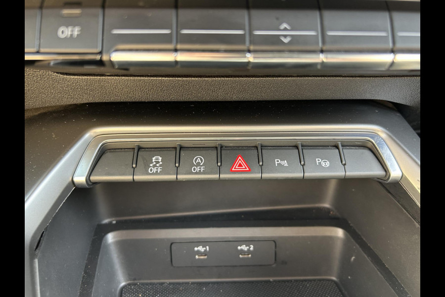 Audi A3 Sportback 30 TFSI Pro Line NL-AUTO | PDC | CARPLAY