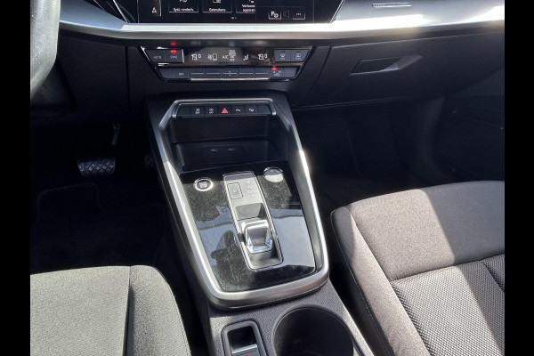 Audi A3 Sportback 30 TFSI Pro Line NL-AUTO | PDC | CARPLAY