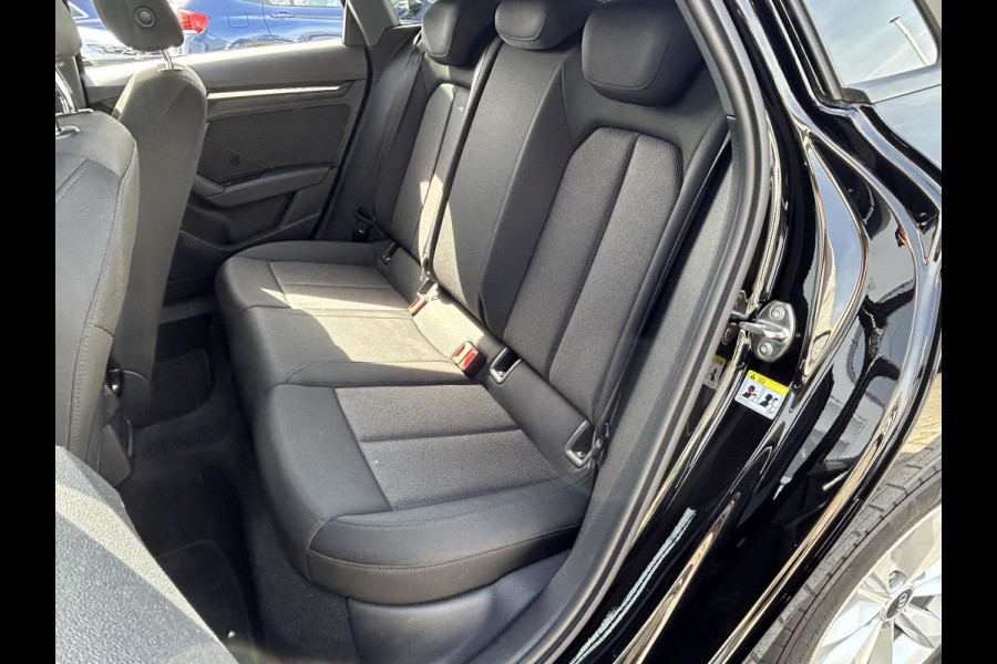 Audi A3 Sportback 30 TFSI Pro Line NL-AUTO | PDC | CARPLAY