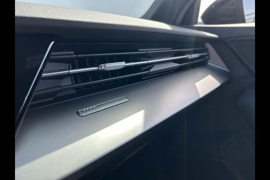 Audi A3 Sportback 30 TFSI Pro Line NL-AUTO | PDC | CARPLAY