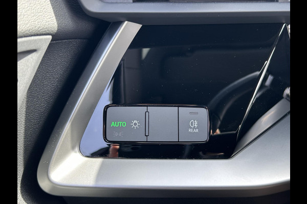 Audi A3 Sportback 30 TFSI Pro Line NL-AUTO | PDC | CARPLAY