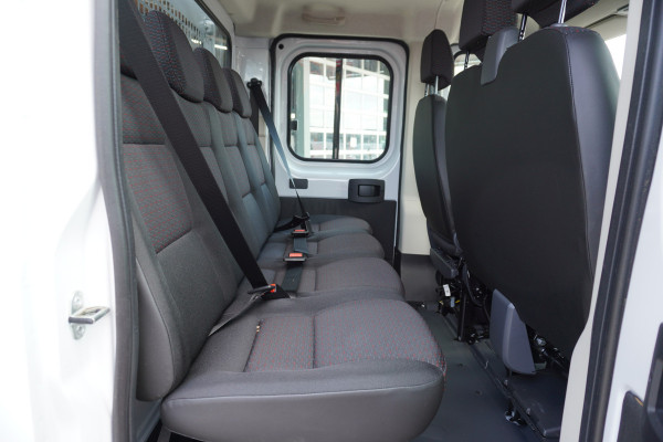 Peugeot Boxer 2.2 BlueHDi 165PK L4 Pick-up dubbelcabine Airco | Cruise | Apple CP-Android  Auto 7 Persoons