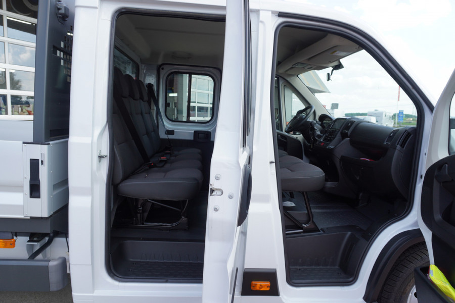 Peugeot Boxer 2.2 BlueHDi 165PK L4 Pick-up dubbelcabine Airco | Cruise | Apple CP-Android  Auto 7 Persoons