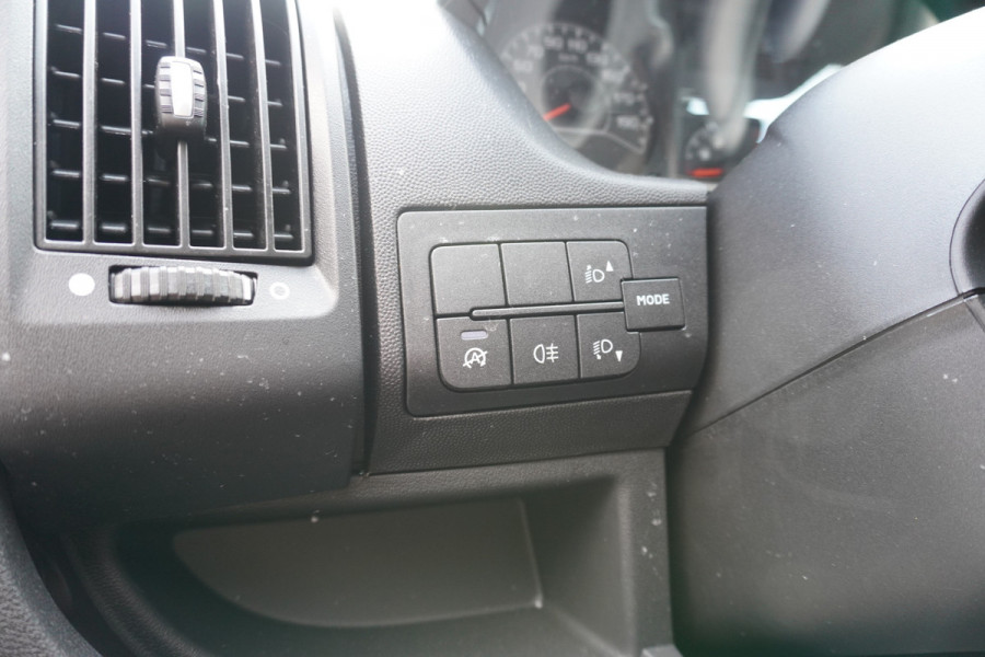 Peugeot Boxer 2.2 BlueHDi 165PK L4 Pick-up dubbelcabine Airco | Cruise | Apple CP-Android  Auto 7 Persoons
