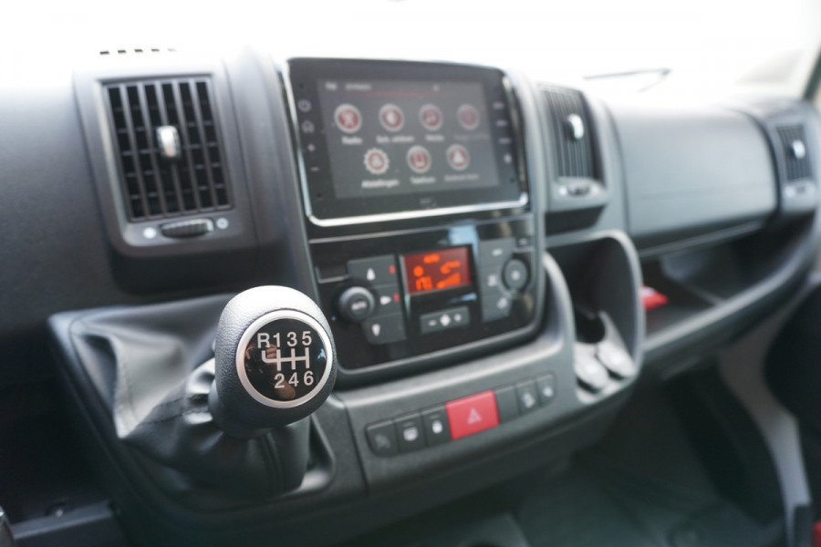 Peugeot Boxer 2.2 BlueHDi 165PK L4 Pick-up dubbelcabine Airco | Cruise | Apple CP-Android  Auto 7 Persoons