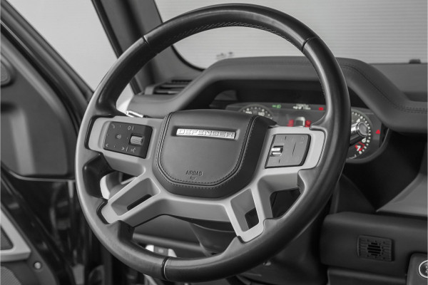 Land Rover Defender 110 2.0 P400e 110 X-Dynamic HSE Pano Trekhaak ACC 22"