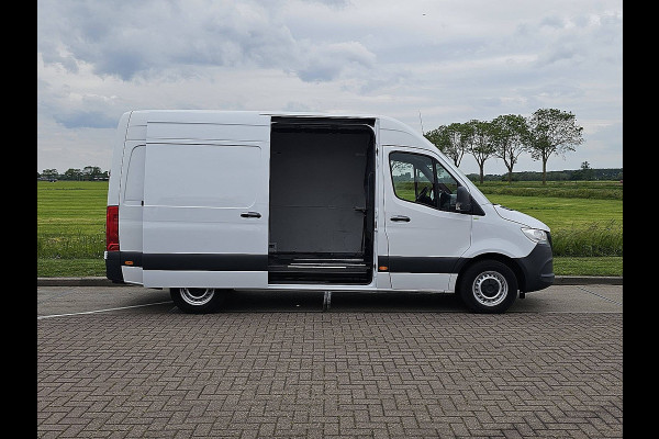 Mercedes-Benz Sprinter 315 L2H2 L2H2 Navi RWD Mbux Automaat Trekhaak Airco Cruise Control Euro6 150 PK!