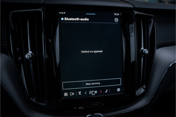 Volvo XC60 T8 Recharge AWD Ultra Black Edition ** Ventilatie ** B&W ** Massage ** 360 camera ** Trekhaak