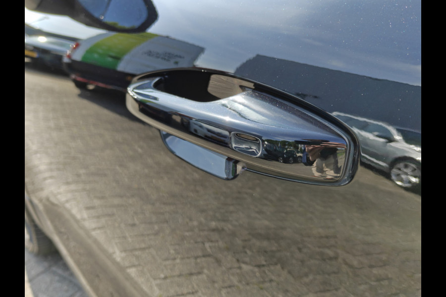 Volvo C40 Recharge Ultimate 232PK 69 kWh | ACC | H&K | Blis | Stoelverwarming | 360 Camera | Stoelverwarming