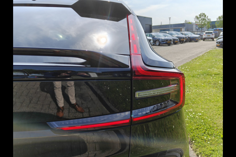 Volvo C40 Recharge Ultimate 232PK 69 kWh | ACC | H&K | Blis | Stoelverwarming | 360 Camera | Stoelverwarming