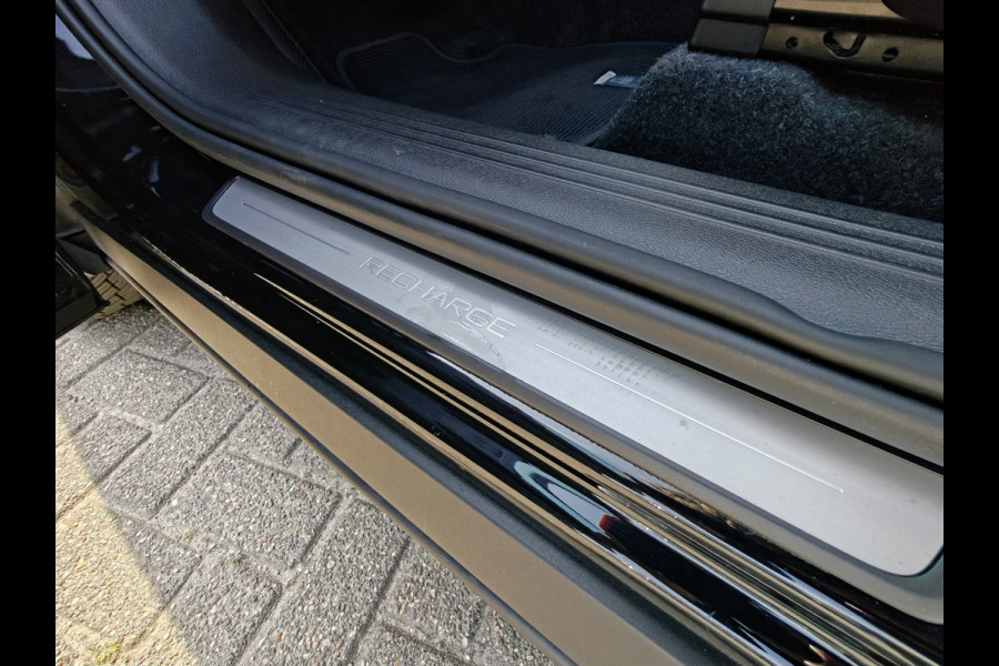 Volvo C40 Recharge Ultimate 232PK 69 kWh | ACC | H&K | Blis | Stoelverwarming | 360 Camera | Stoelverwarming