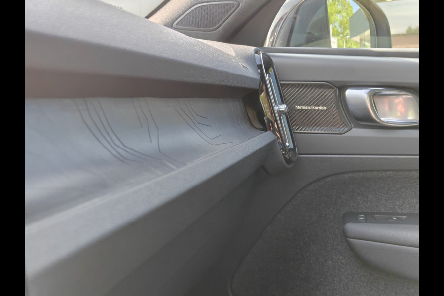 Volvo C40 Recharge Ultimate 232PK 69 kWh | ACC | H&K | Blis | Stoelverwarming | 360 Camera | Stoelverwarming