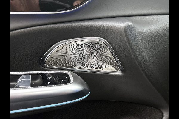 Mercedes-Benz E-Klasse AMG 53 4MATIC+ Night Edition | Premium Plus pakket | AMG Nightpakket ll | Winterpakket | DYNAMIC PLUS pakket | Rijassistentiepakket Plus | USB–pakket Plus | Trekhaak| GUARD 360° plus | Panoramaschuifdak | 360° camera | Burmester® 4D surround sound system |