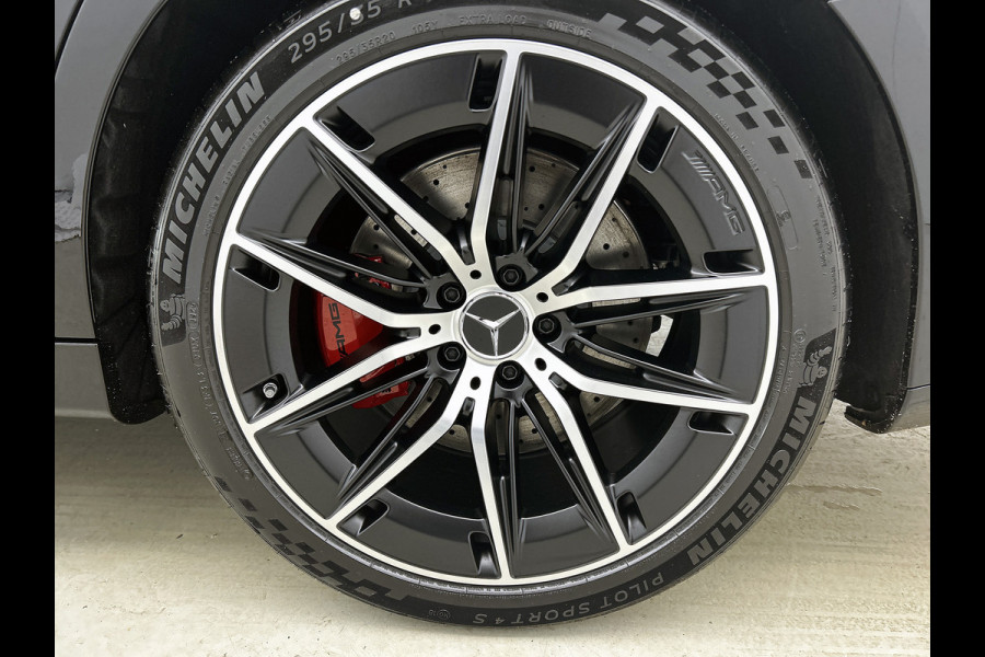 Mercedes-Benz E-Klasse AMG 53 4MATIC+ Night Edition | Premium Plus pakket | AMG Nightpakket ll | Winterpakket | DYNAMIC PLUS pakket | Rijassistentiepakket Plus | USB–pakket Plus | Trekhaak| GUARD 360° plus | Panoramaschuifdak | 360° camera | Burmester® 4D surround sound system |