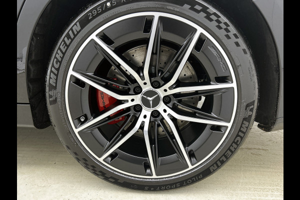Mercedes-Benz E-Klasse AMG 53 4MATIC+ Night Edition | Premium Plus pakket | AMG Nightpakket ll | Winterpakket | DYNAMIC PLUS pakket | Rijassistentiepakket Plus | USB–pakket Plus | Trekhaak| GUARD 360° plus | Panoramaschuifdak | 360° camera | Burmester® 4D surround sound system |