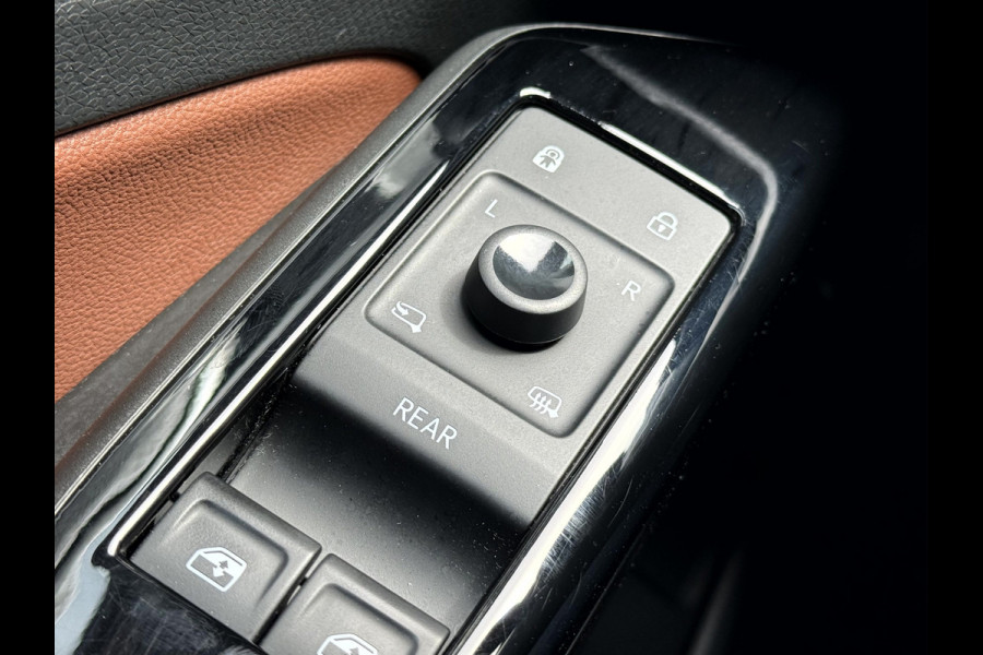 Volkswagen ID.4 First 77 kWh SOH 90,5, Trekhaak, Stoel/Stuurverwarming