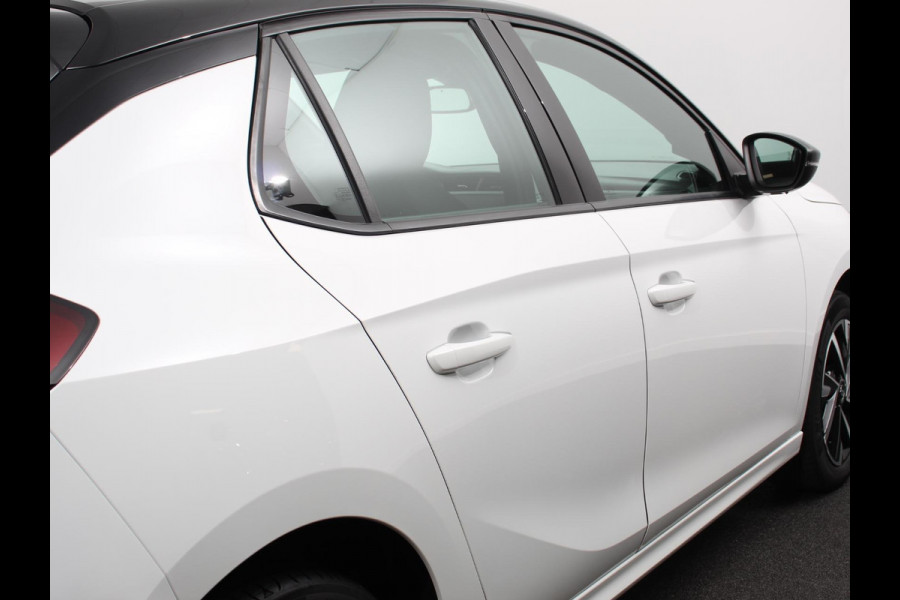 Opel Corsa 1.2 Turbo 100pk Automaat GS Navigatie Apple Carplay/Android Auto Digitale Cockpit Camera Parkeer sensoren Airco Lichtmetalen velgen