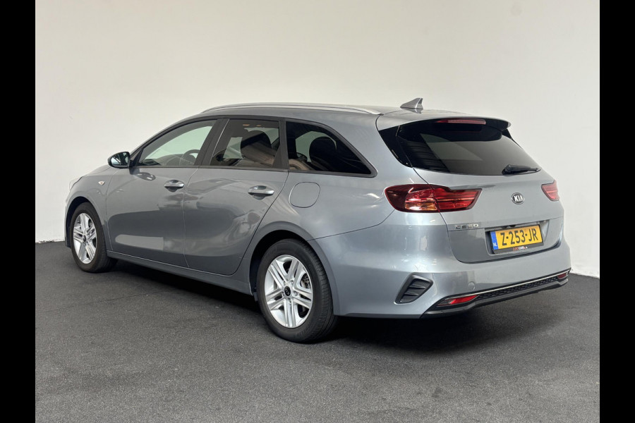 Kia Ceed Sportswagon 1.0 T-GDi Active SW Navigatie Apple Carplay/Android Auto Climate Control Camera Extra Getint Glas