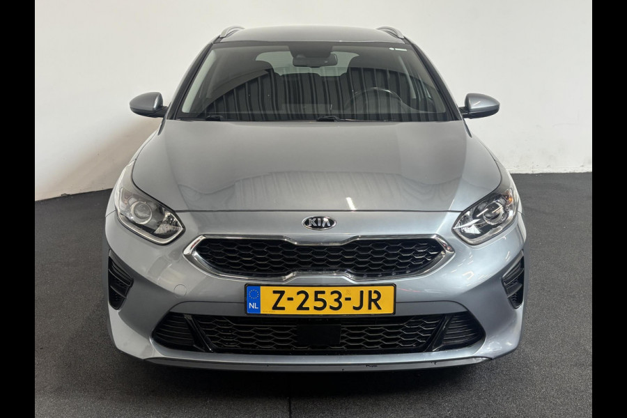 Kia Ceed Sportswagon 1.0 T-GDi Active SW Navigatie Apple Carplay/Android Auto Climate Control Camera Extra Getint Glas