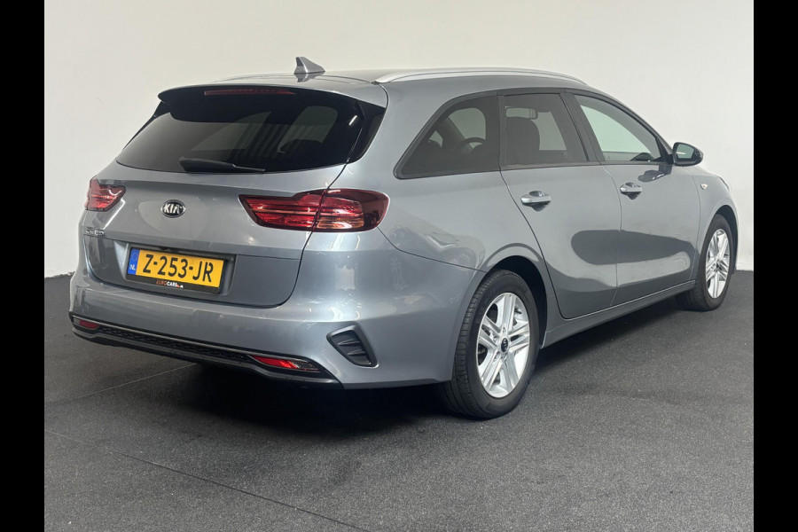 Kia Ceed Sportswagon 1.0 T-GDi Active SW Navigatie Apple Carplay/Android Auto Climate Control Camera Extra Getint Glas