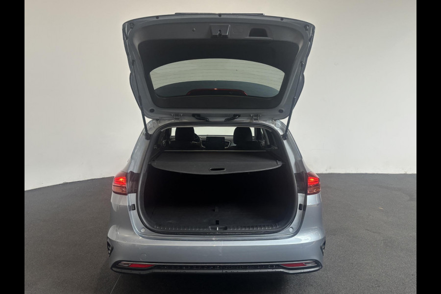 Kia Ceed Sportswagon 1.0 T-GDi Active SW Navigatie Apple Carplay/Android Auto Climate Control Camera Extra Getint Glas