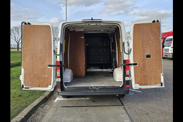 Volkswagen Crafter 35 2.0 TDI L3H2 L3H2 (L2H1) Lang, 2x zijdeur, automaat, airco, navi, camera, pdc, cruise control