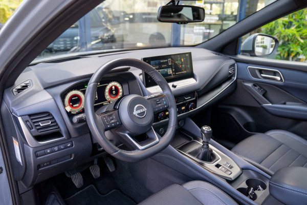 Nissan QASHQAI 1.3 MHEV N-Connecta |Prijs rijklaar incl 12 mnd garantie| 360 Camera Blindspot Panodak Trekhaak Elek klep